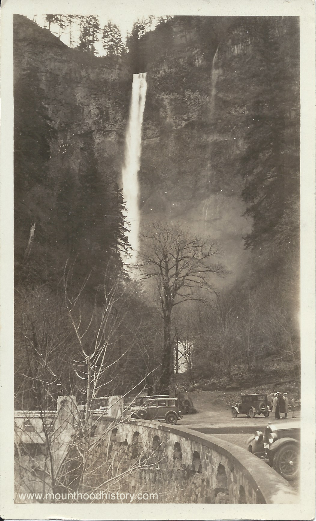 Multnomah Falls circa 1930